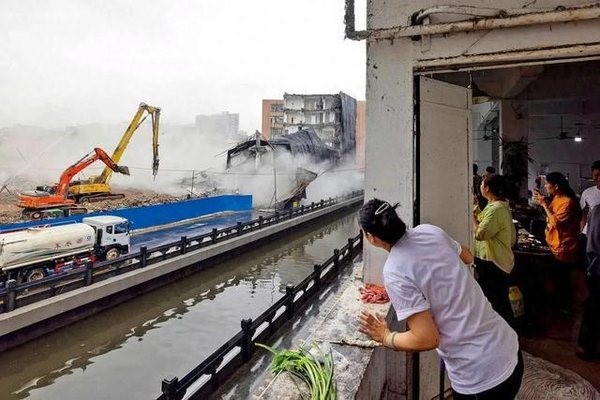 广州康鹭片区旧改：揭秘“最贵城中村”改造背后的补偿争议