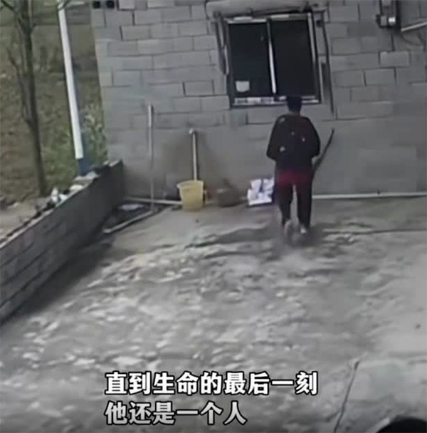贵州一母亲发布儿子自尽前监控画面：令人心痛的警示