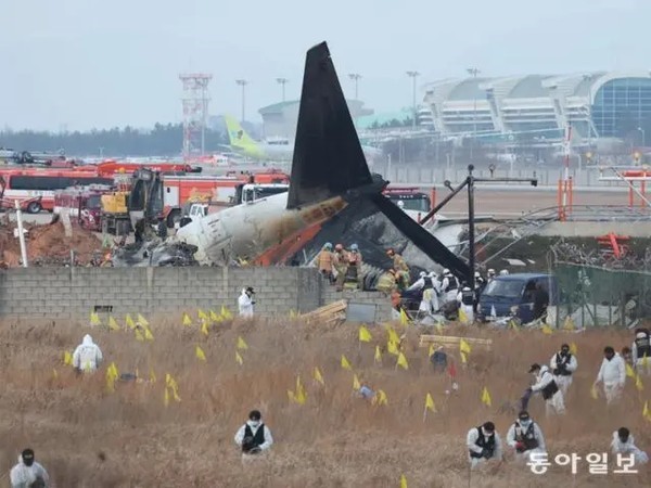 韩国济州航空空难致179人遇难：全国哀悼期开启，黑匣子破损或延迟调查结果公布