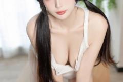 纯欲少女林星阑，白色内衣双马尾写真演绎清新性感